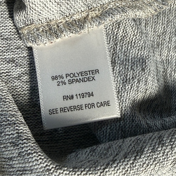 One World NWT Poinsettia Holiday Asymmetrical Top 2X Rhinestone Floral Christmas - Picture 12 of 14